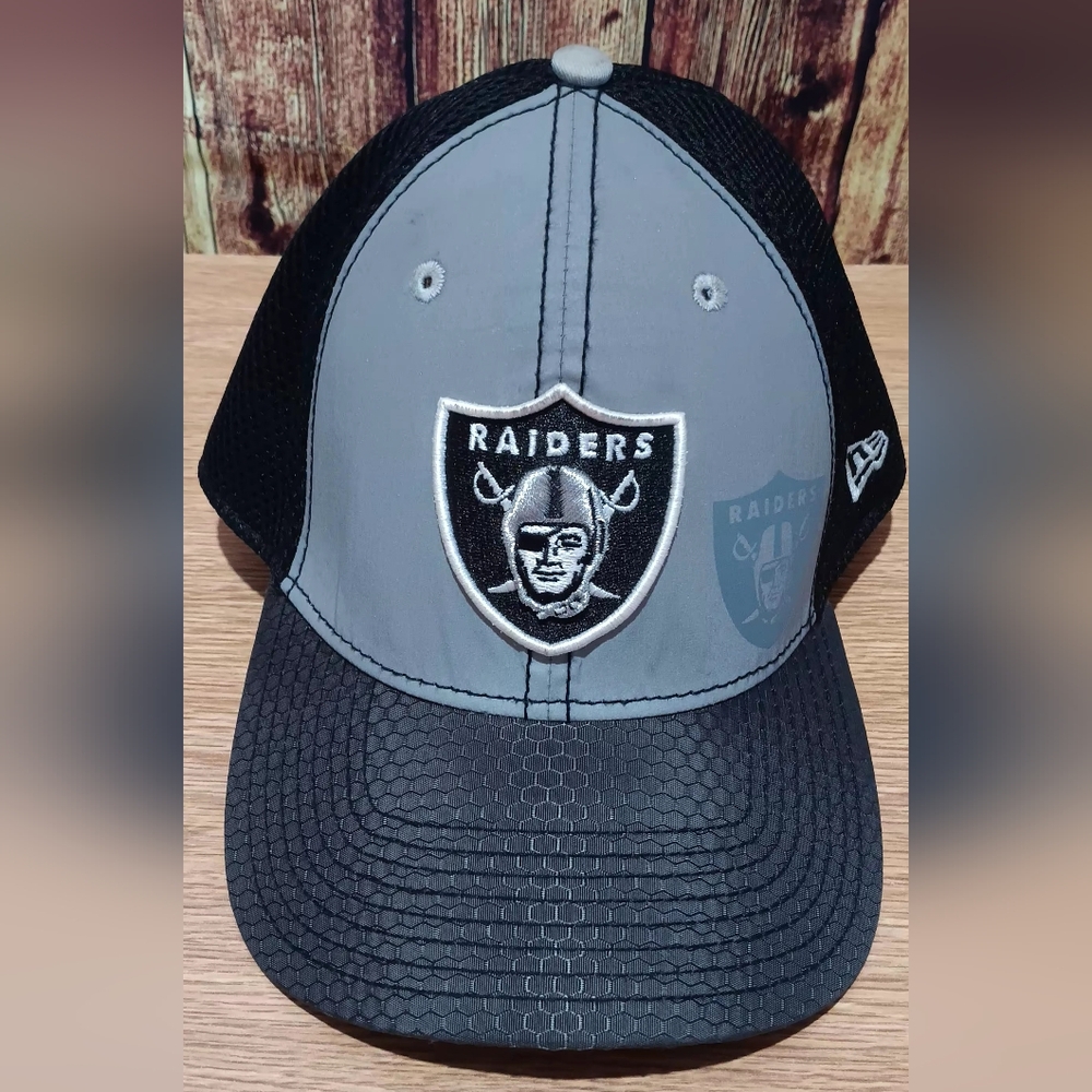 Raiders Gray and Black Cap